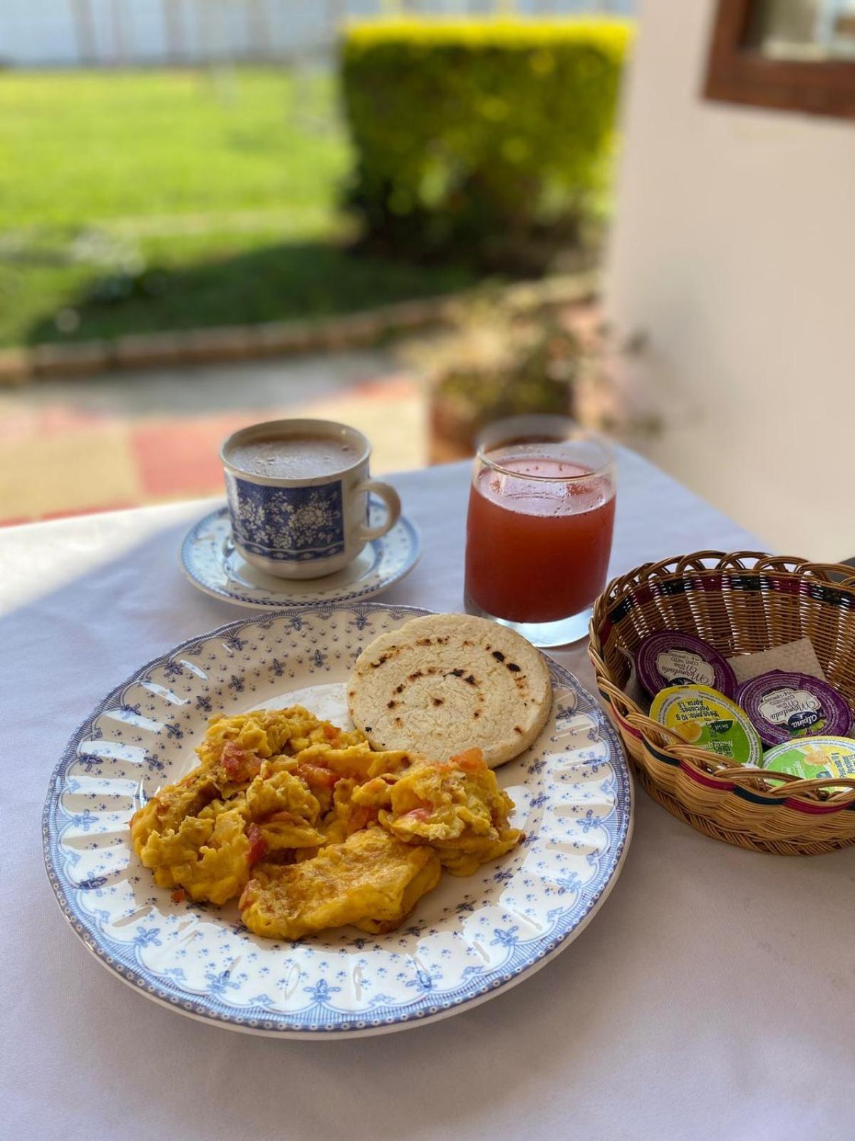 Hostal Villa Anita Villa de Leyva Bagian luar foto