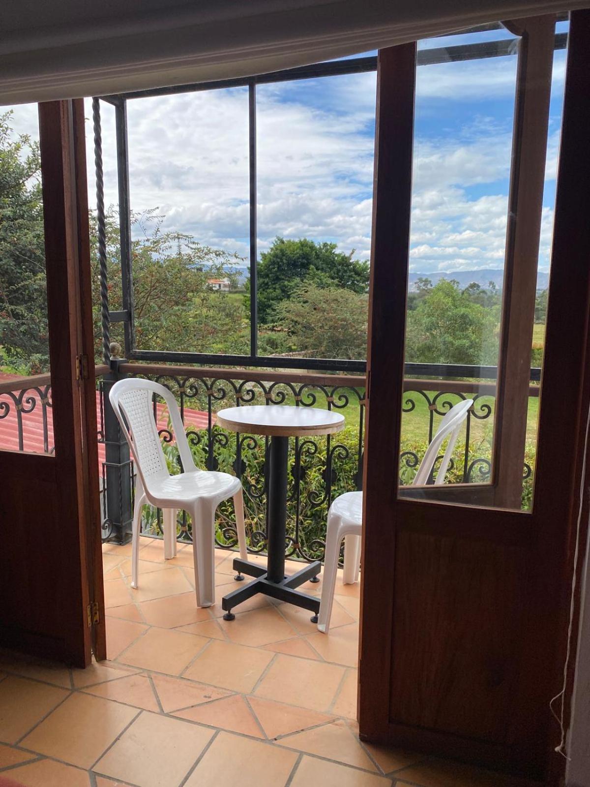 Hostal Villa Anita Villa de Leyva Bagian luar foto